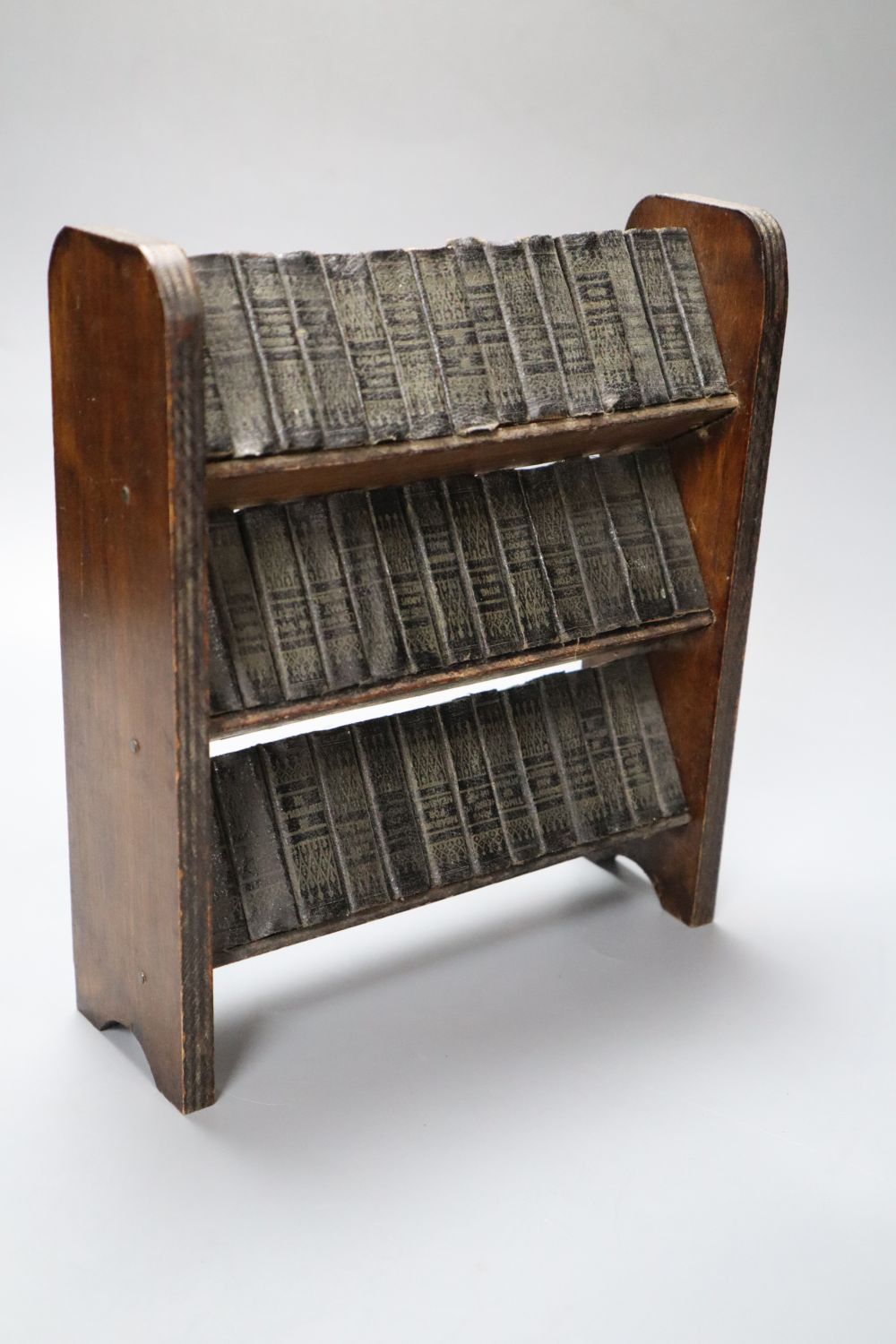 Shakespeares Works in miniature, 40 volumes on original three-shelf open bookcase, 20cm wide